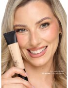 SOSU Cosmetics Studio Wear fedő hatású alapozó SPF 50 árnyalat 02 W 32 ml