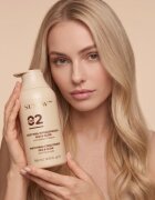 SUNEWMED+ Silk & Glow Repairing Conditioner hajkisimító kondicionáló a fénylő és selymes hajért 500 ml