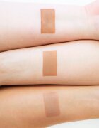 theBalm Bronzilla® bronzosító árnyékoló és kontúrozó púder egyben 8.5 g