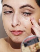theBalm To The Rescue® Super Jelly hidratáló szemkörnyékápoló gél a szem alatti sötét karikákra 15 ml