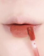 thim Sheer Matte Liquid Lip matt folyékony állagú ajakrúzs árnyalat 01 Cozy Beige 4 g