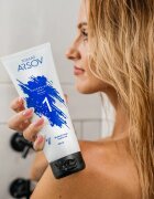 Tomas Arsov Sapphire Blonde Shampoo sampon a sárga tónusok neutralizálására szőkített melírozott hideg szőke hajra 250 ml