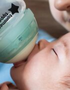 Tommee Tippee Advanced Anti-Colic cumisüveg antikólikus önfertőtlenítő Slow Flow 0m+ 3x260 ml