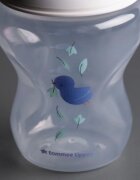 Tommee Tippee Natural Start Anti-Colic antikólikás cumisüveg önfertőtlenítő Slow Flow 0m+ 1 db