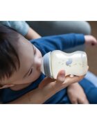 Tommee Tippee Natural Start Anti-Colic antikólikás cumisüveg önfertőtlenítő Slow Flow 0m+ 1 db