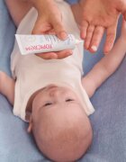Topicrem BABY Cradle Cap Care gél koszmóra gyermekeknek születéstől kezdődően 40 ml
