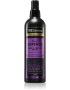 TRESemmé Heat Protection Defence Spray hővédő spray hajsütővassal és hajvasalóval kezelt hajra 270 ml