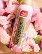 Wella flex Sensual Rose száraz sampon gyengéd virágos illattal 180 ml