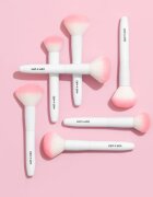 Wet n Wild Essential Powder Brush púderecset 1 db