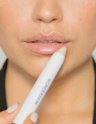 WONDERSKIN Wonder Blading 3-in-1 Lip Scrub szájpeeling stift 3 g