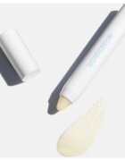 WONDERSKIN Wonder Blading 3-in-1 Lip Scrub szájpeeling stift 3 g