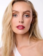 WONDERSKIN Wonder Blading Top Gloss ajakfény csillámporral árnyalat Red Glitter 4 ml