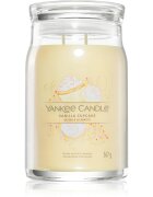 Yankee Candle Vanilla Cupcake illatgyertya Signature 567 g
