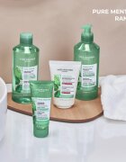 Yves Rocher Pure Menthe lágy tisztító gél peeling hatással 125 ml
