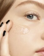 Yves Saint Laurent Touche Éclat Blur Primer élénkítő sminkalap a make - up alá árnyalat Universal 30 ml