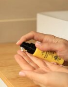 Ziaja Pineapple energizáló szérum az arcra és a nyakra 50 ml