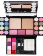 ZMILE COSMETICS Diamonds Make-up Set alapozószett