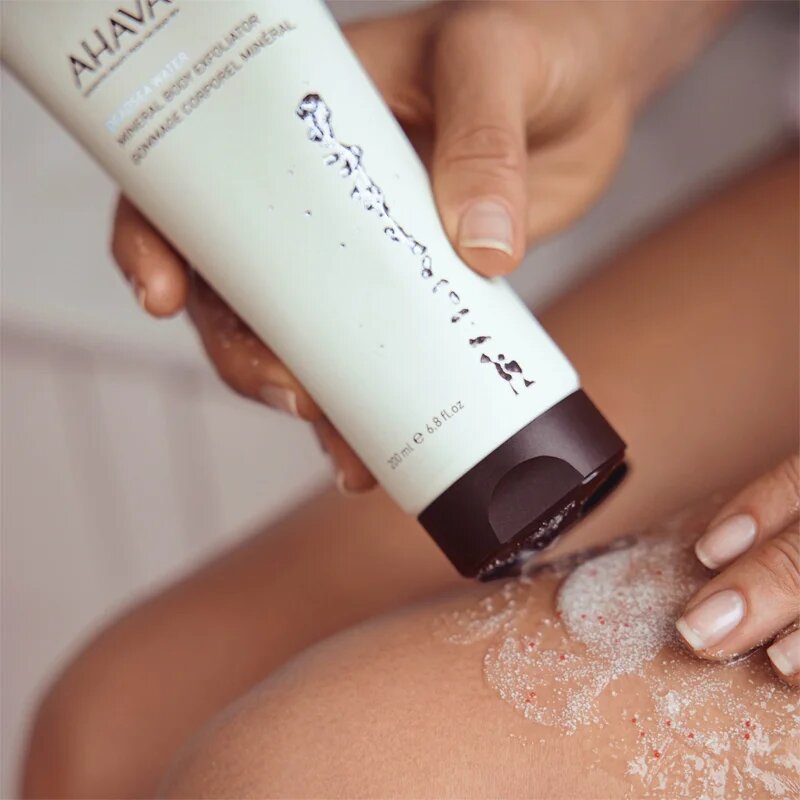 Ahava Dead Sea Water ásványi peeling testre 200 ml