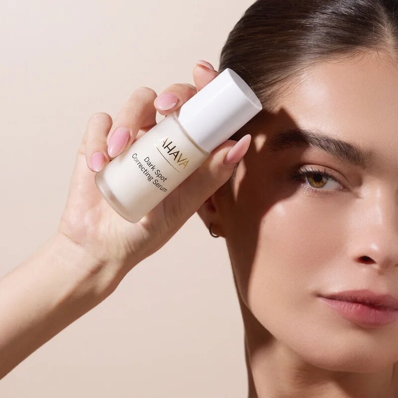 Ahava Even Tone élénkítő szérum a pigment foltok ellen 30 ml