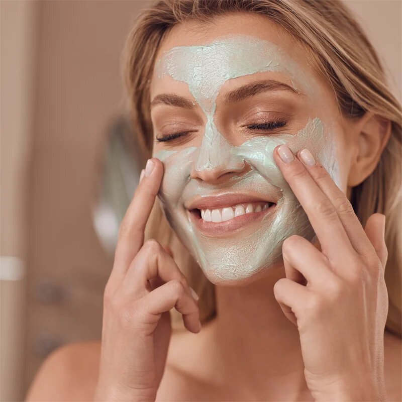 Ahava Mineral Mud élénkítő arcmaszk hidratáló hatással 50 ml
