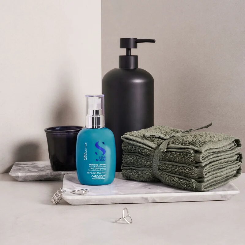 Alfaparf Milano Semi Di Lino Curls kontúrozó krém göndör hajra 125 ml