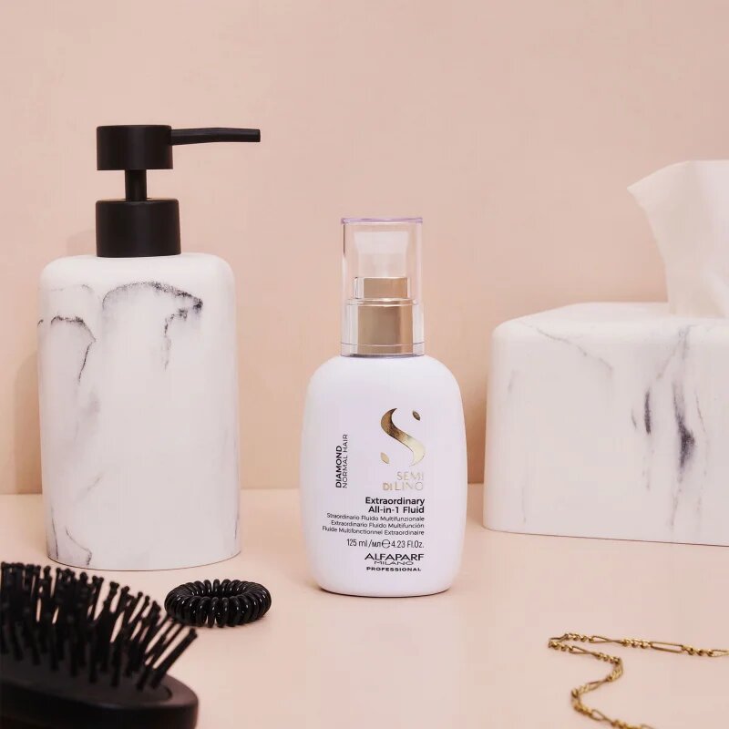 Alfaparf Milano Semi di Lino Diamond Extraordinary All-in-1 Fluid öblítést nem igénylő hajkúra a haj tökéletes kinézetéért 125 ml