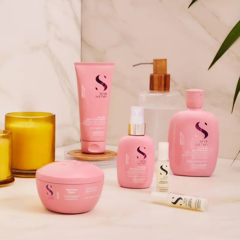 Alfaparf Milano Semi di Lino Moisture Nutritive Detangling Fluid öblítést nem igénylő hidratáló ápolás a könnyű kifésülésért 125 ml