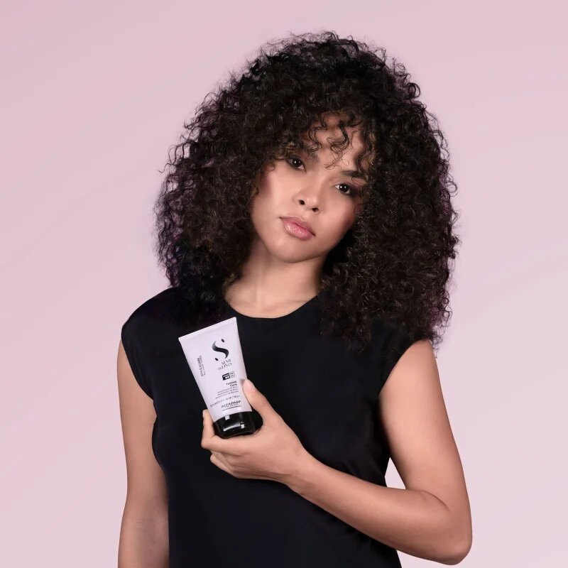Alfaparf Milano Semi di Lino Style&Care Twisted curls formázó krém a hullámok kiemelésére 150 ml