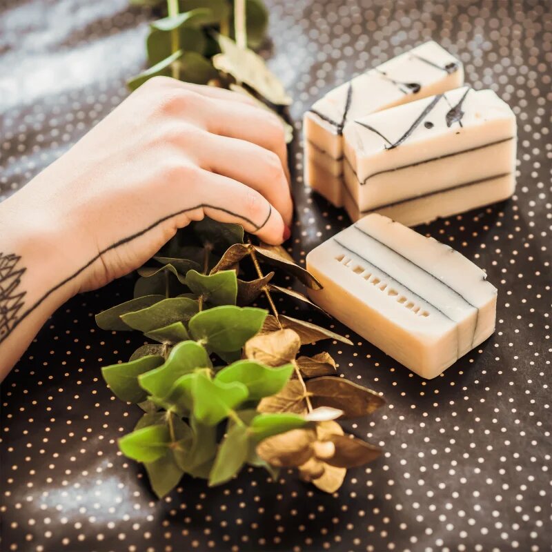 Almara Soap Natural After Tattoo természetes szappan nyugtató hatással 90 g