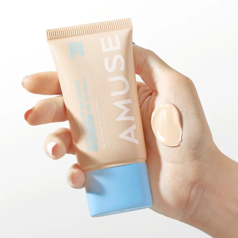 AMUSE Beige Tone-Up 365 Vegan Sunscreen tonizáló napozó folyadék egységesíti a bőrszín tónusait SPF 50+ 40 ml