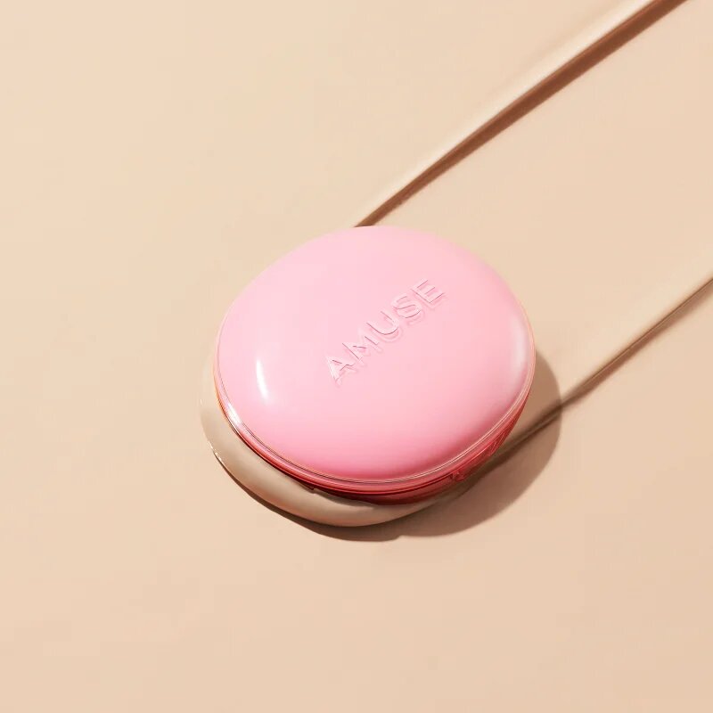 AMUSE Dew Power Vegan Cushion tartós alapozó sminkszivaccsal az élénk és kisimított arcbőrért árnyalat 04 Tan 15 g
