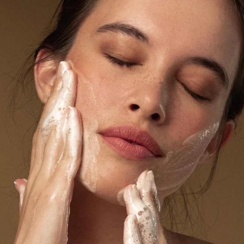 Antipodes Gospel Vitamin C Skin-Glow Gel Cleanser Fényesítő tisztító gél C vitamin 200 ml
