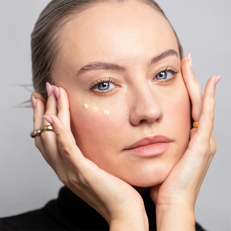 Antipodes Kiwi Seed Gold Luminous Eye Cream élénkítő szemkrém aranytartalommal 30 ml