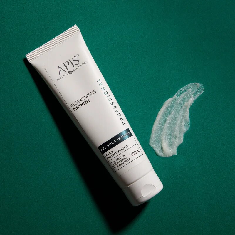 Apis Natural Cosmetics Api-Podo Intense regeneráló kenőcs a berepedezett lábbőrre 100 ml