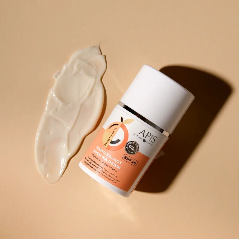 Apis Natural Cosmetics Peachy Skin nappali krém hidratáló hatással SPF 20 50 ml