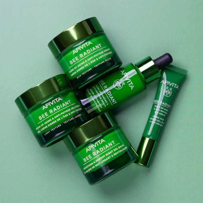 Apivita Bee Radiant Eye Cream szemkrém a sötét karikák és ráncok csökkentésére 15 m