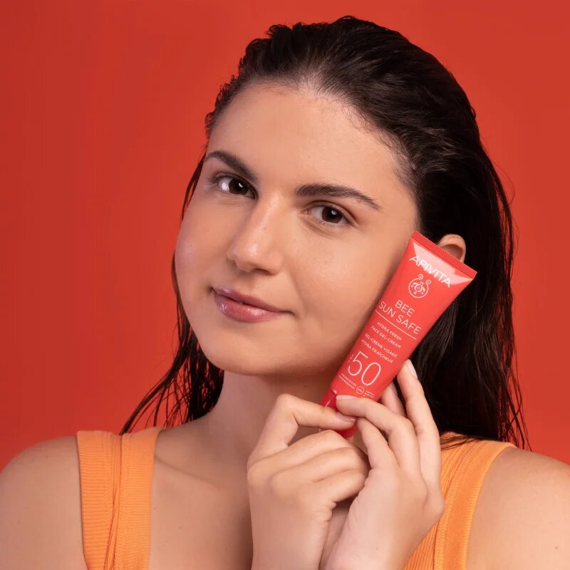 Apivita Bee Sun Safe Hydra Fresh Face Gel-Cream SPF50 hidratáló géles krém SPF 50 50 ml