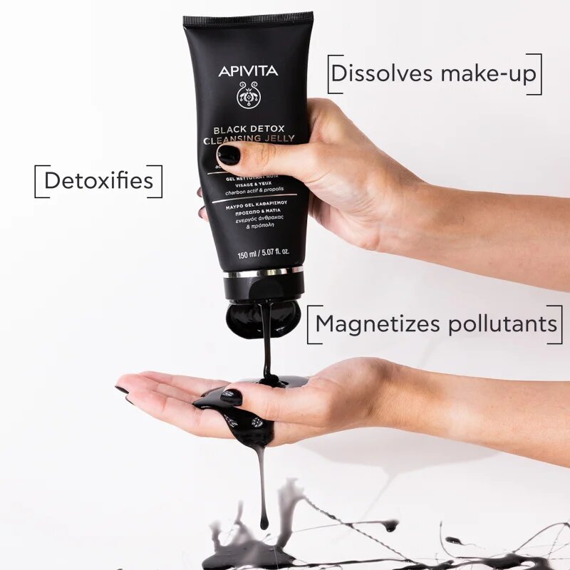 Apivita Cleansing Black Detox Cleansing Gel tisztító gél faszénnel az arcra és a szemekre 150 ml