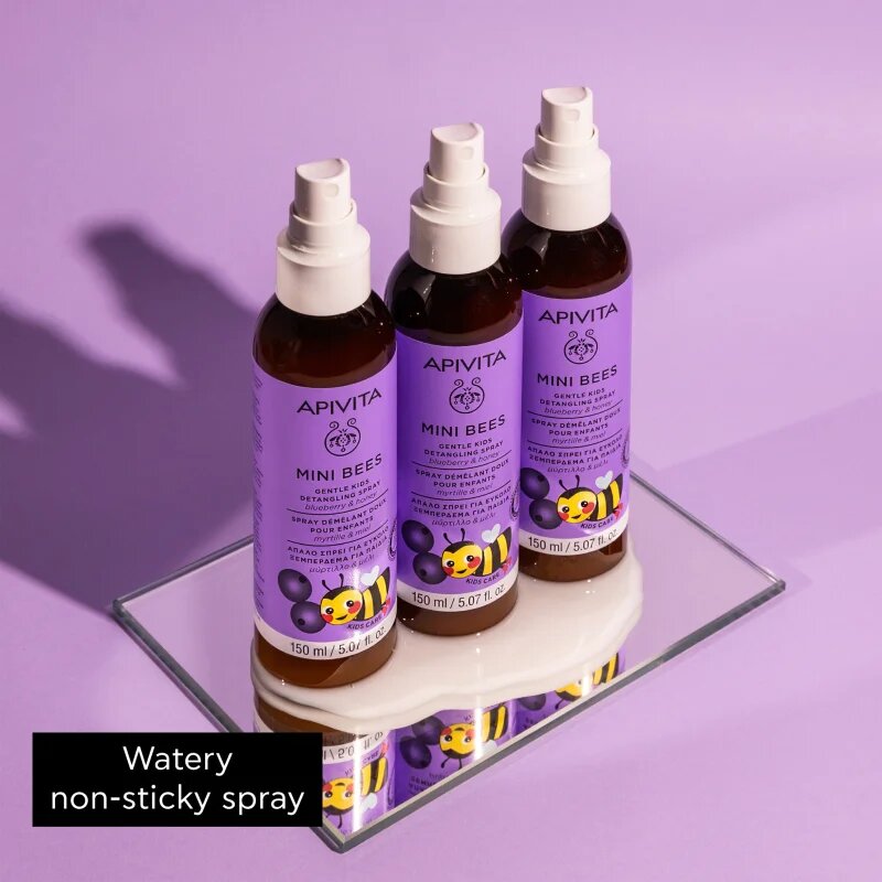 Apivita Mini Bees Gentle Kids Detangling Spray Blueberry&Honey spray a könnyű kifésülésért 150 ml