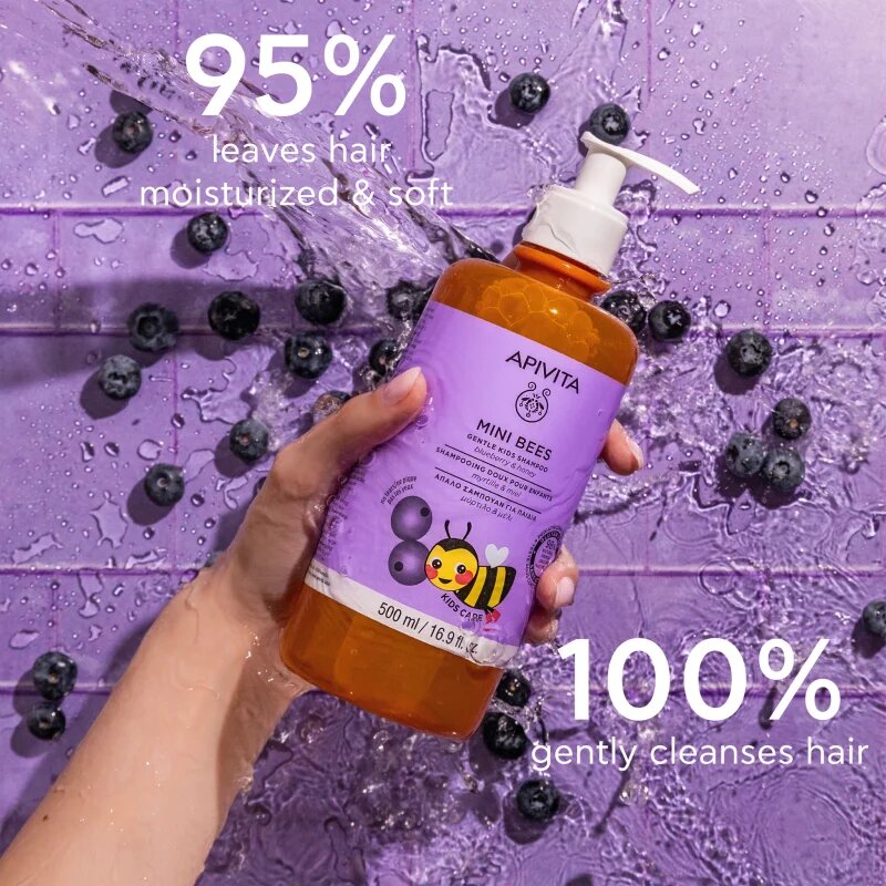Apivita Mini Bees Gentle Kids Shampoo Blueberry & Honey sampon világos hajra gyermekeknek 500 ml