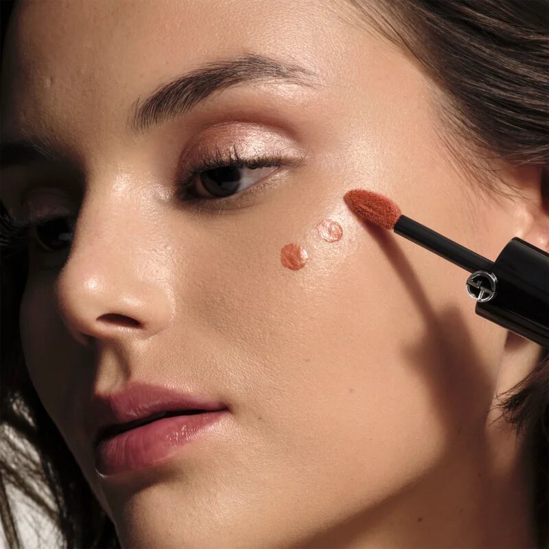 Armani Luminous Silk Cheek Tint Shine folyékony arcpirosító árnyalat 42 Sunlit Sienna 12 ml