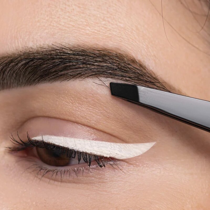 Artdeco Perfect Brows Tweezers szemöldökcsipesz 1 db