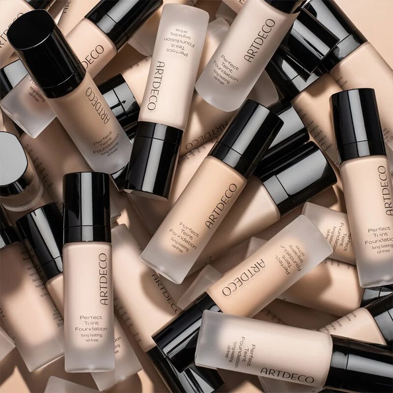 Artdeco Perfect Teint Foundation tartós alapozó nem tartalmaz olajat árnyalat 35 Natural 20 ml