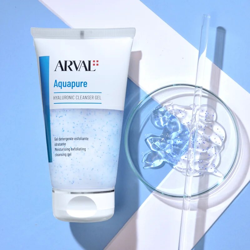 Arval Aquapure Hyaluronic cleanser gel gyengéd hámlasztó gél a bőr tökéletes tisztításához 150 ml