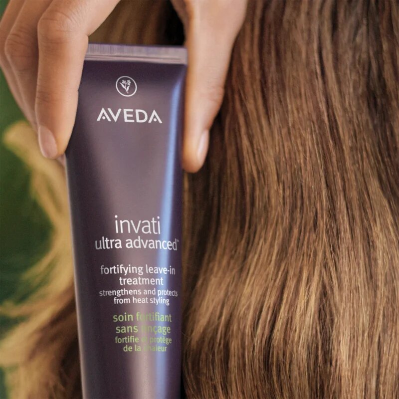 Aveda Invati Ultra Advanced™ Fortifying Leave-In Treatment bőrmegújító ápolás vékony szálú hullásra hajlamos hajra 25 ml