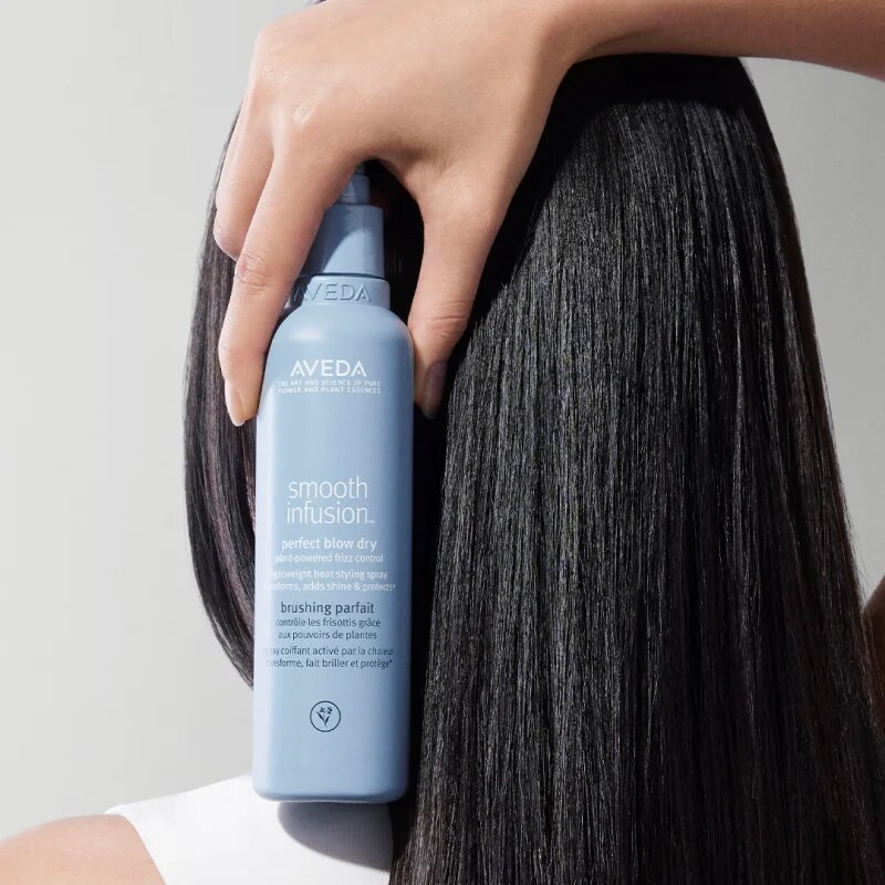 Aveda Smooth Infusion™ Perfect Blow Dry hajkisimító spray hajszárításhoz töredezés ellen 200 ml