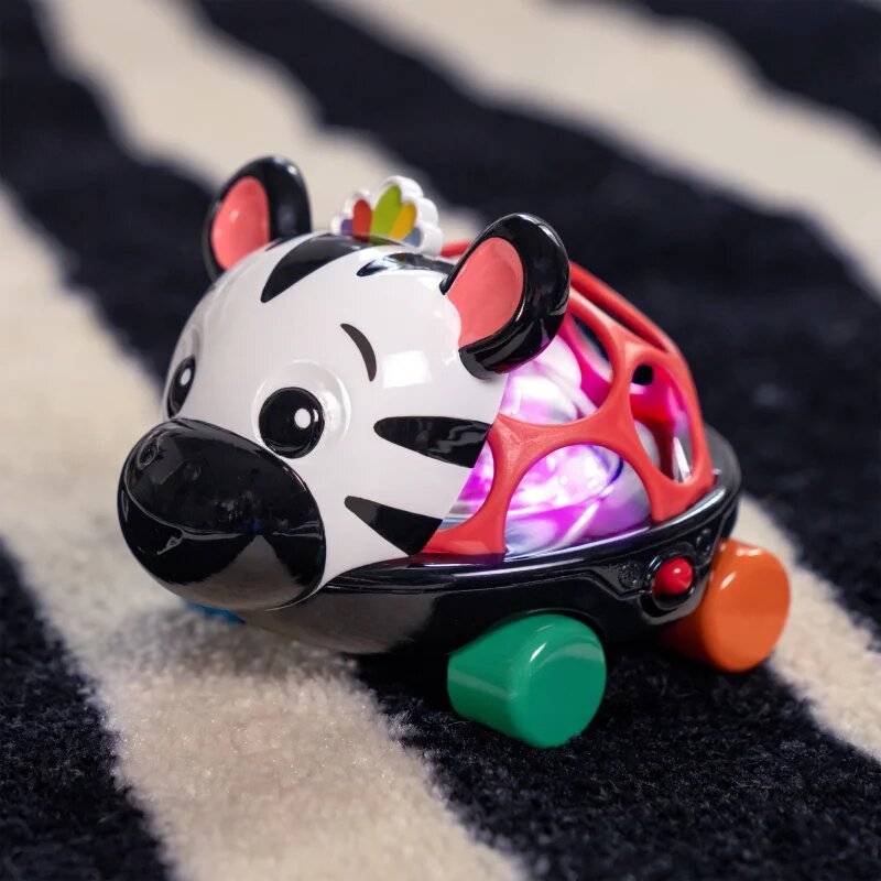 Baby Einstein Zen the Zebra™ Curious Car kisautó csörgővel 3 m+ 1 db