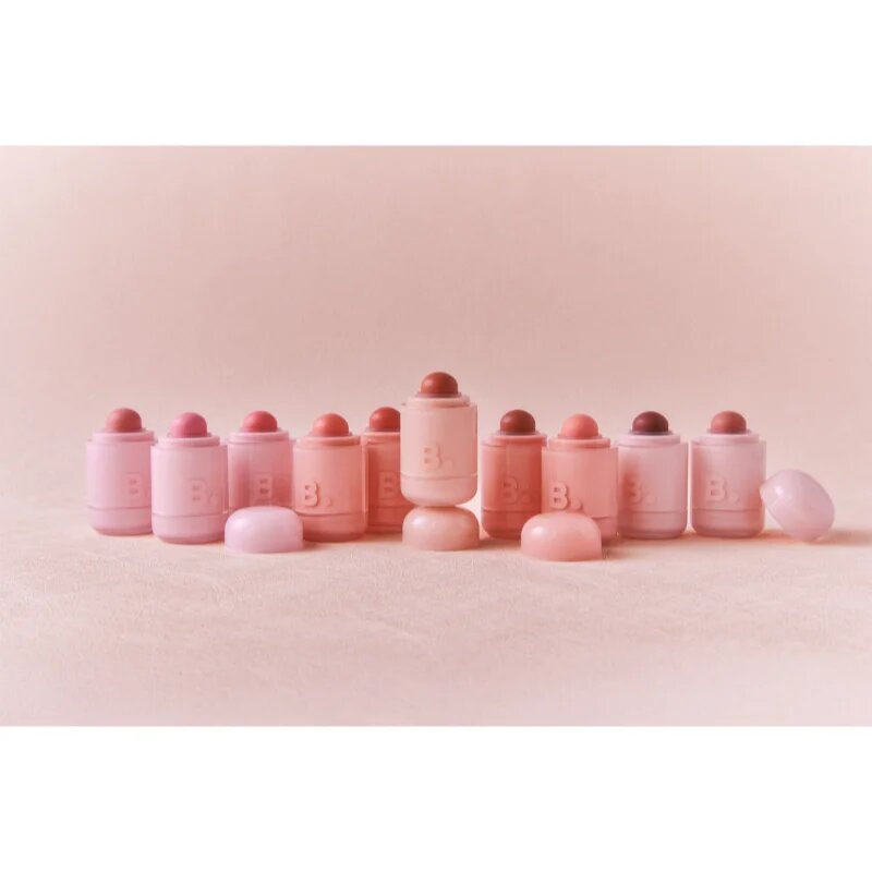 Banila Co. Romantic Blush multifunkcionális smink ajkakra és arcra a tökéletes küllemért árnyalat 15 Nutty 3.7 g