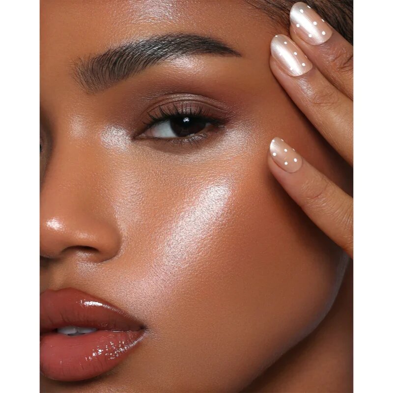 Barry M Glass Skin krémes élénkítő készítmény stift árnyalat Bronze 4.5 g