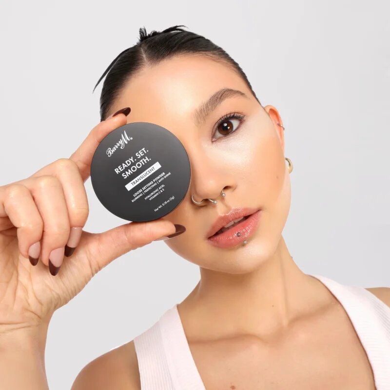 Barry M Ready Set Smooth mattító lágy púder árnyalat Translucent 5 g